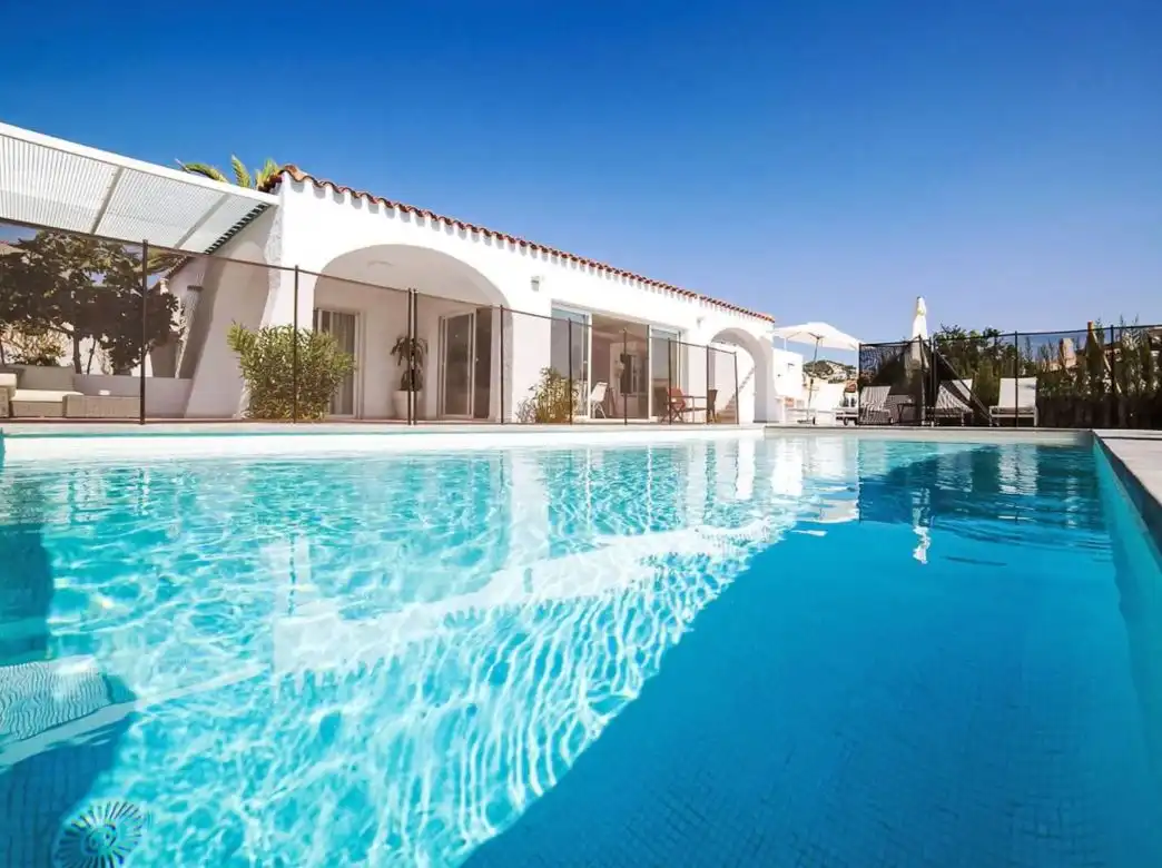 Piscina de Casa o chalet en venta en Calpe / Calp con Aire acondicionado, Calefacción y Amueblado
