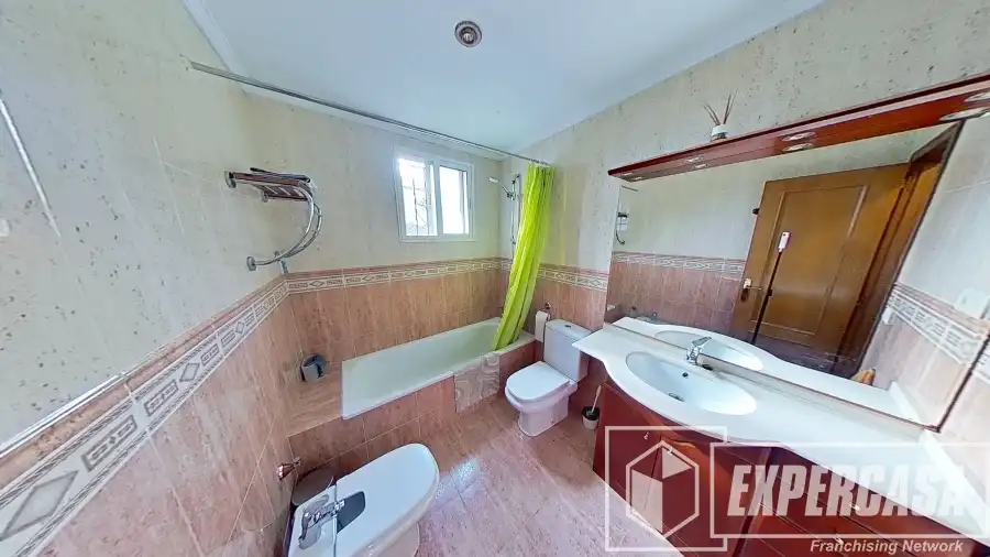 Villa con piscina in vendita a Urbanización LOS LAGOS/ALGINET 1009, imagen 66
