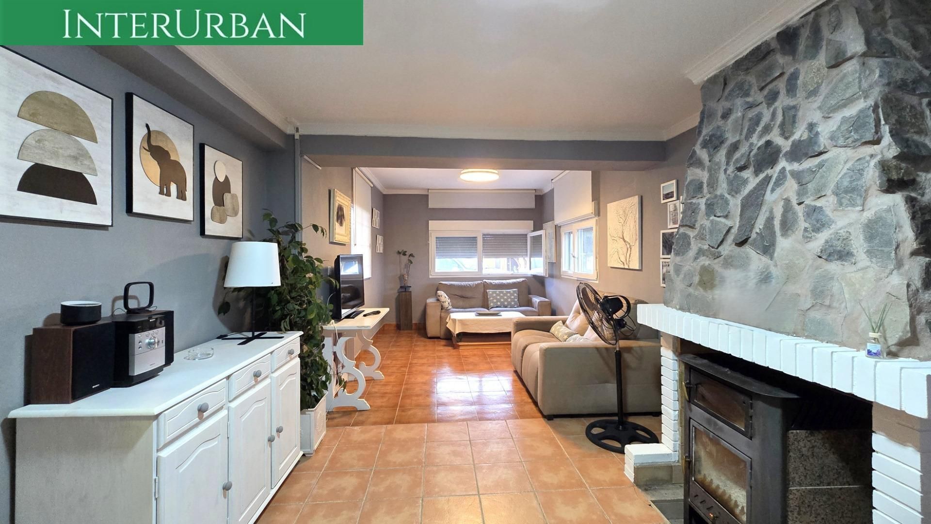 Exterior view of House or chalet for sale in Casinos  with Air Conditioner, Private garden and Terrace