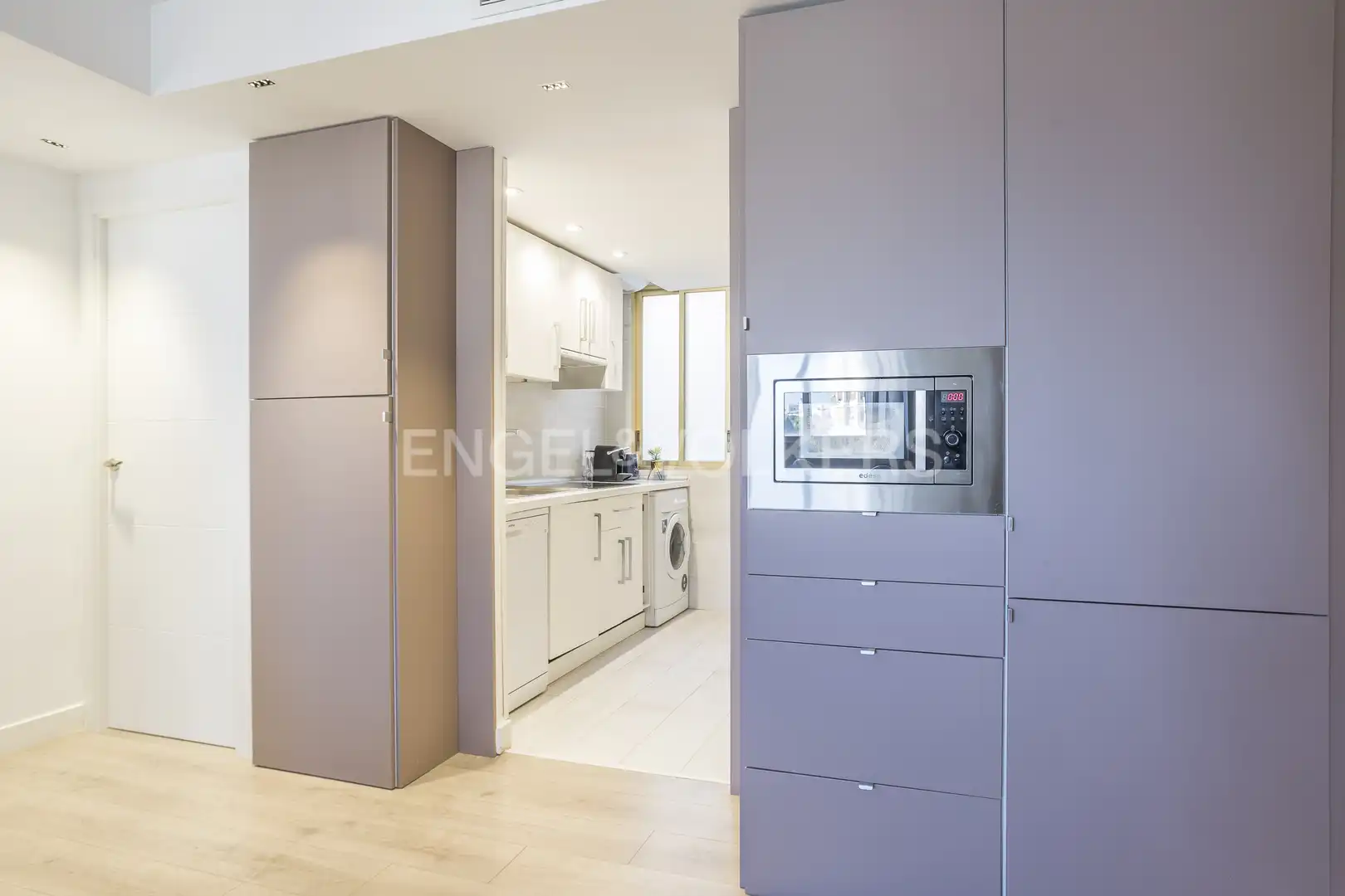 Kitchen of Flat for rent in Madrid  with Air Conditioner, Heating and Furnished