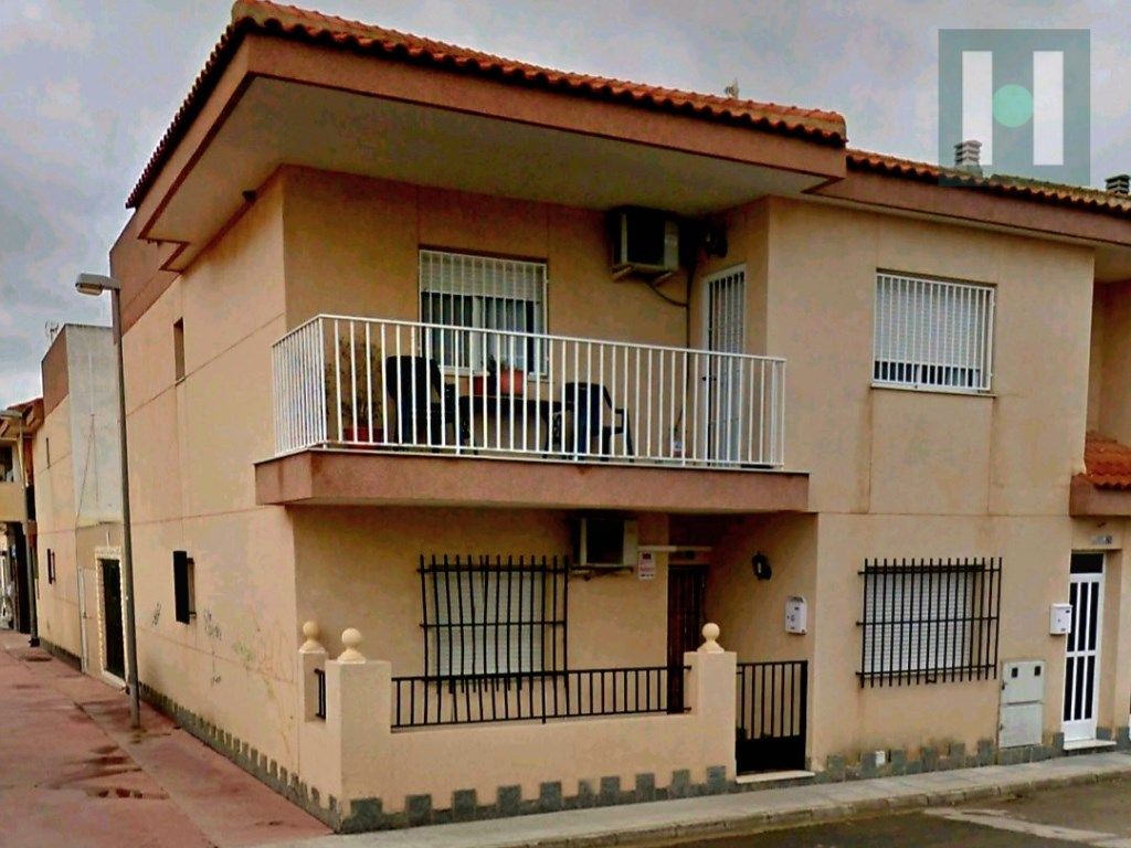 Vista exterior de Piso en venta en Torre-Pacheco con Aire acondicionado, Terraza y Trastero