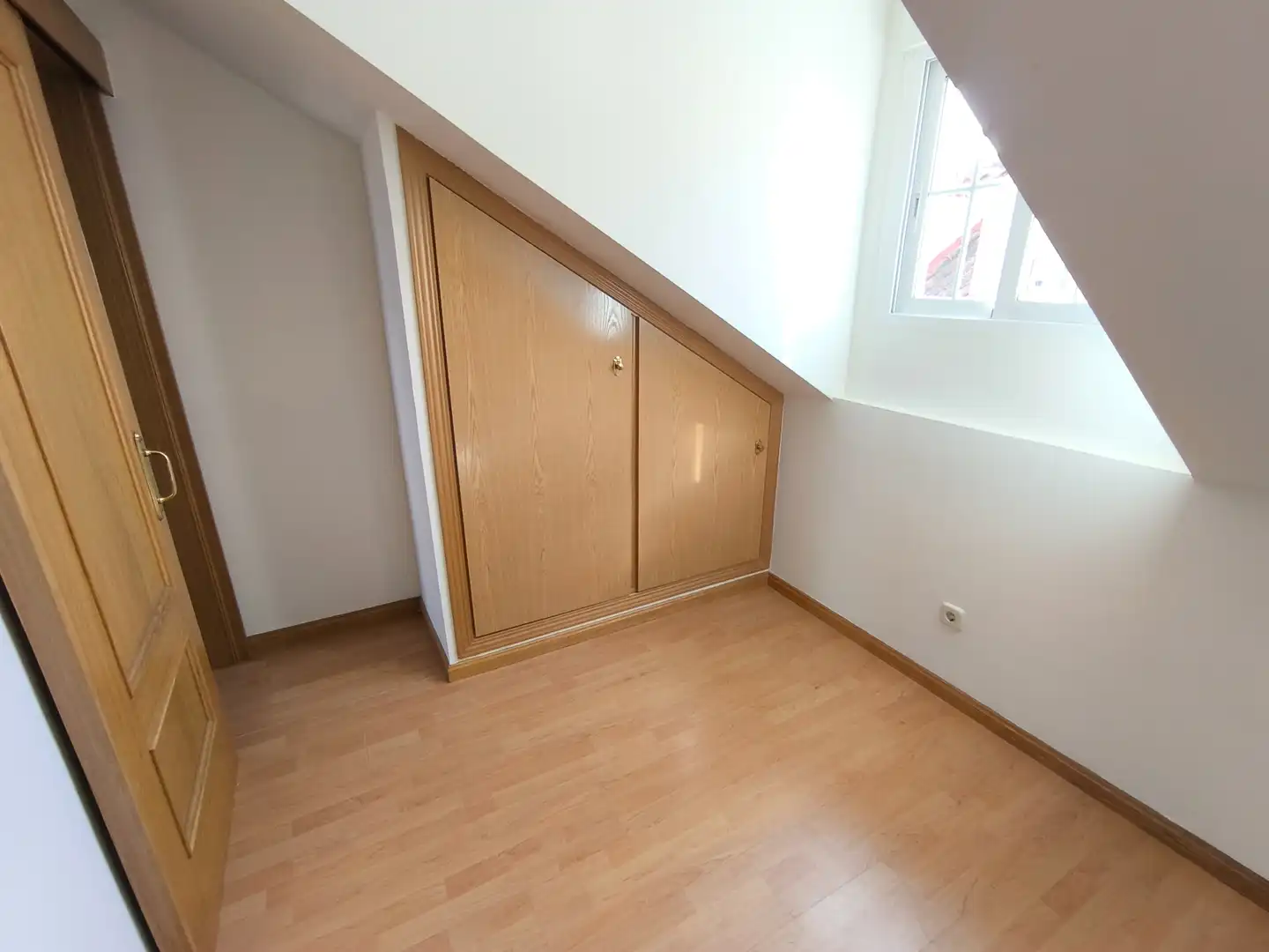 Habitación de Dúplex en venta en Valdetorres de Jarama