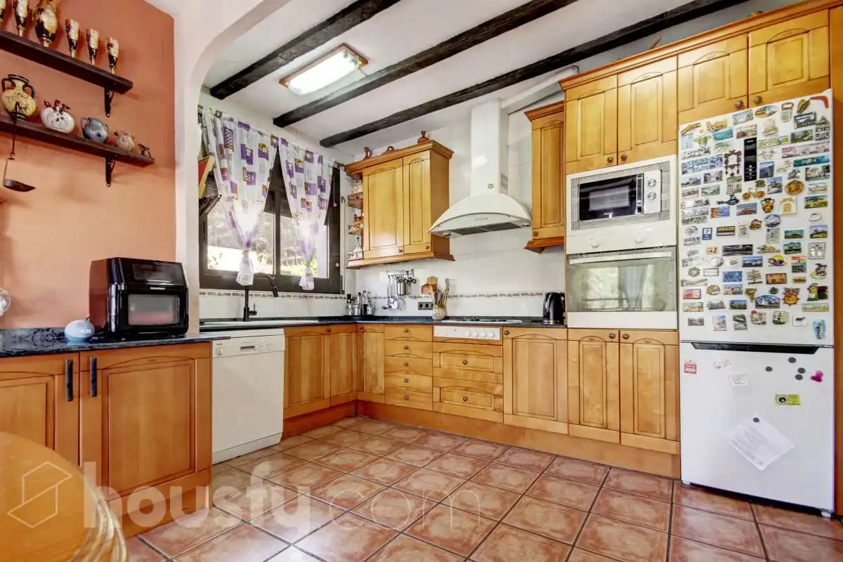Casa con piscina en venta en Avinguda de Corbera ., imagen 13
