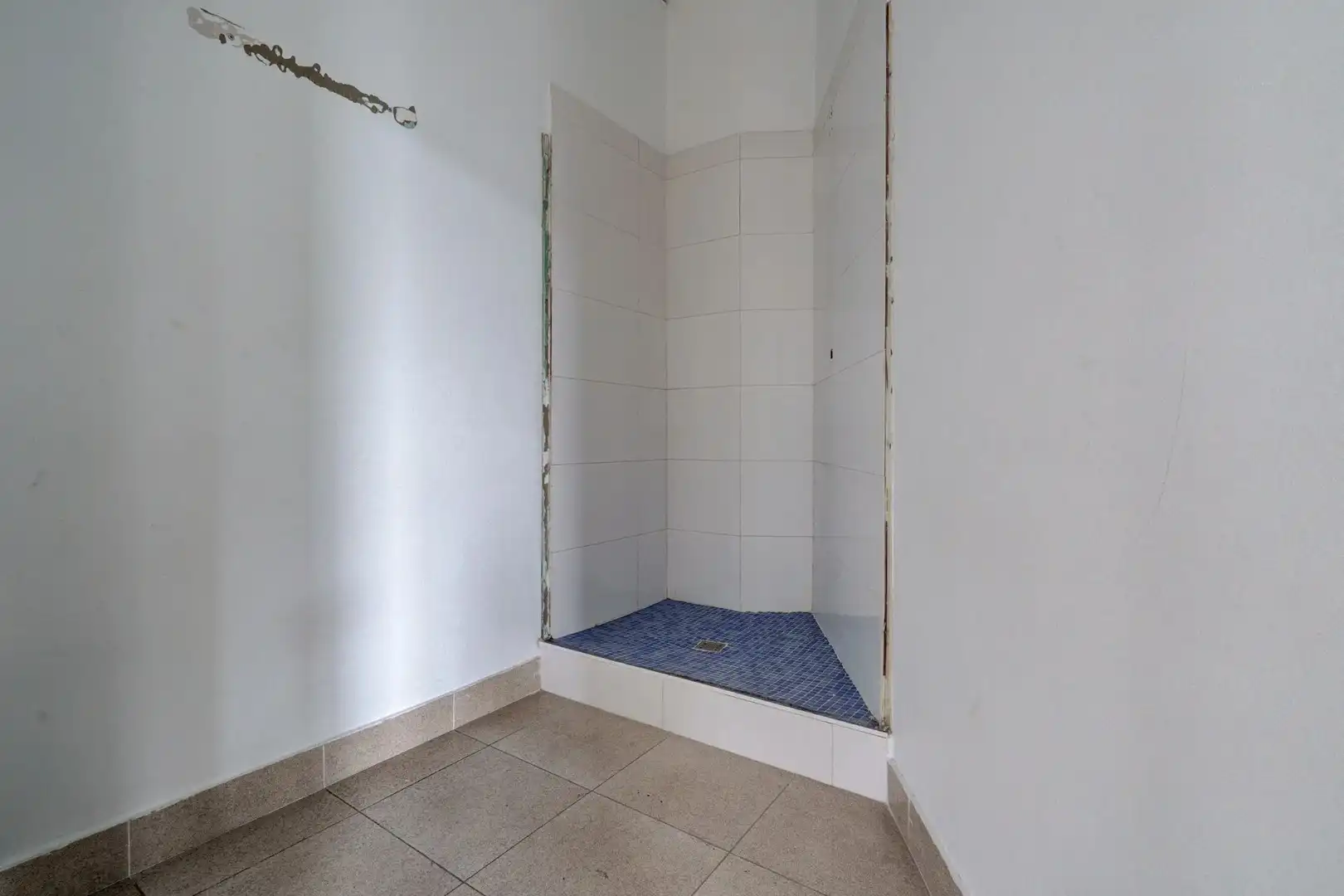 Bathroom of Commercial properties for rent in Irun 