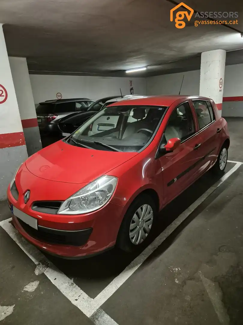 Einzelparkplatz zum Verkauf in Carrer de Pi i Margall 24, imagen 3