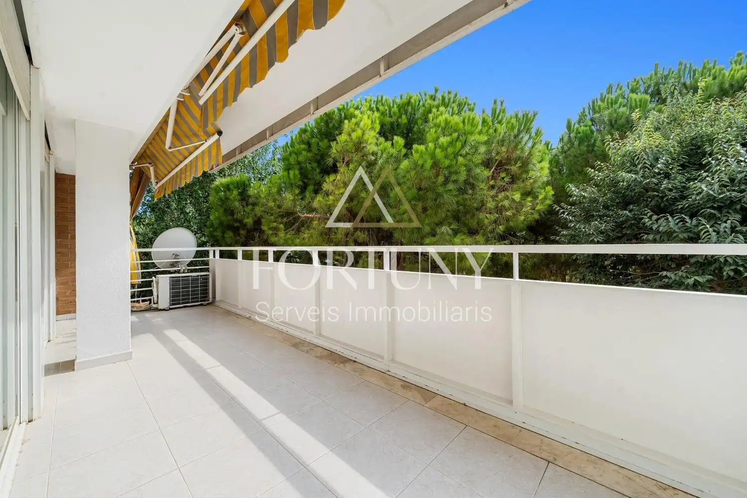 Flat with terrace for sale in de l'Alcalde Joan Bertran 40, imagen 11