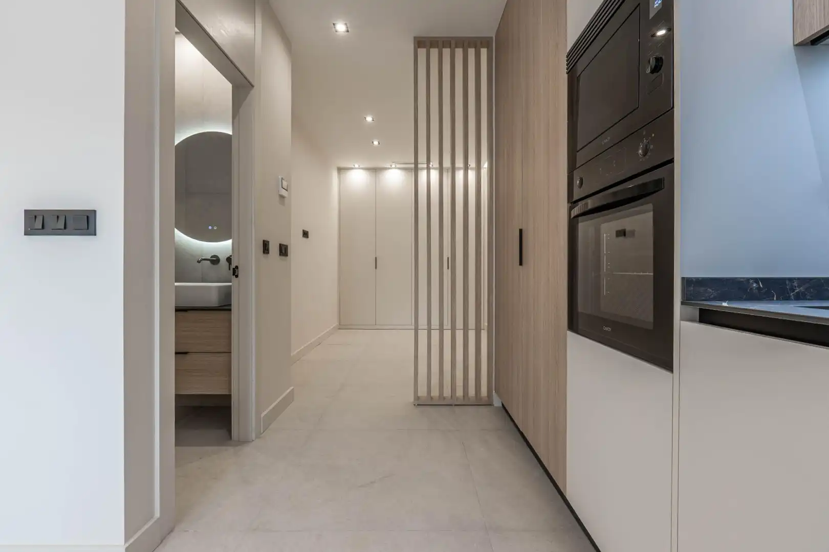 Cuina de Apartament en venda en Granada amb Aire condicionat i Calefacció