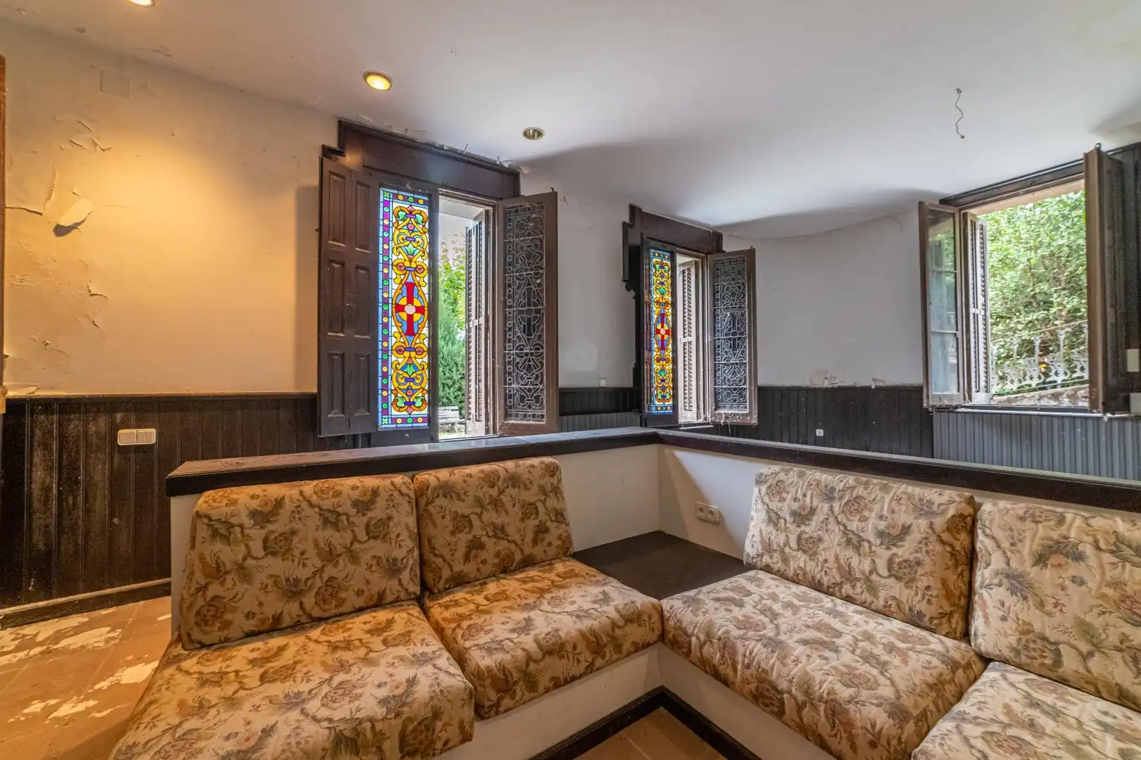Sala d'estar de Casa o xalet en venda en Caldes de Malavella amb Calefacció, Jardí privat i Terrassa