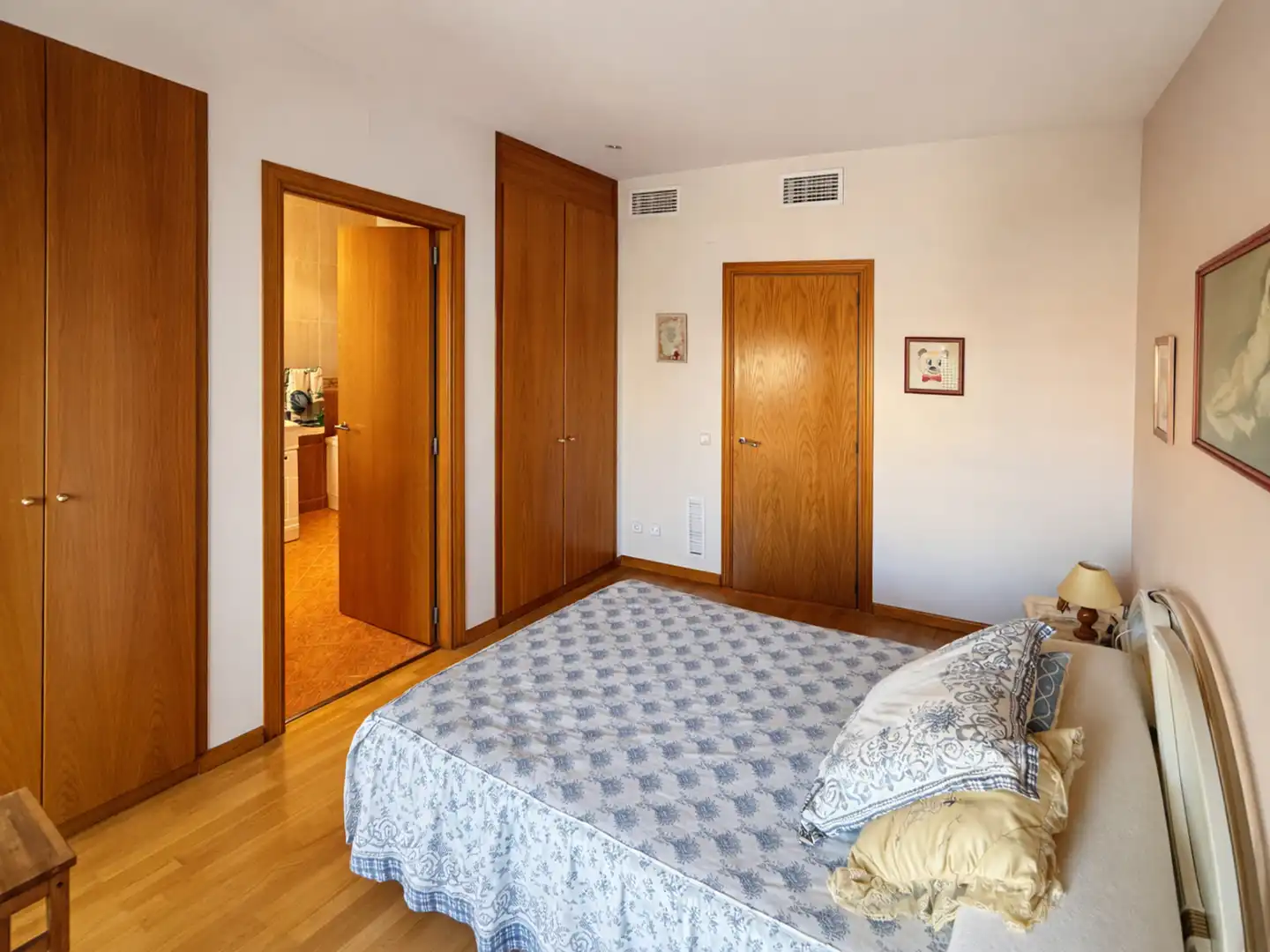 Casa aparellada amb terrassa en venda a Passatge Mare de Déu de Queralt, imagen 22
