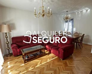 Living room of Flat to rent in  Madrid Capital  with Air Conditioner, Heating and Terrace