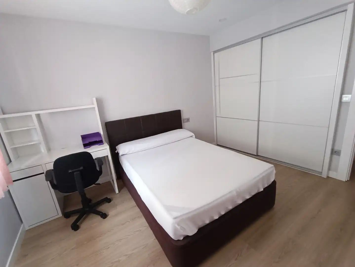 Habitación de Piso de alquiler en Arrasate / Mondragón con Calefacción, Amueblado y Balcón