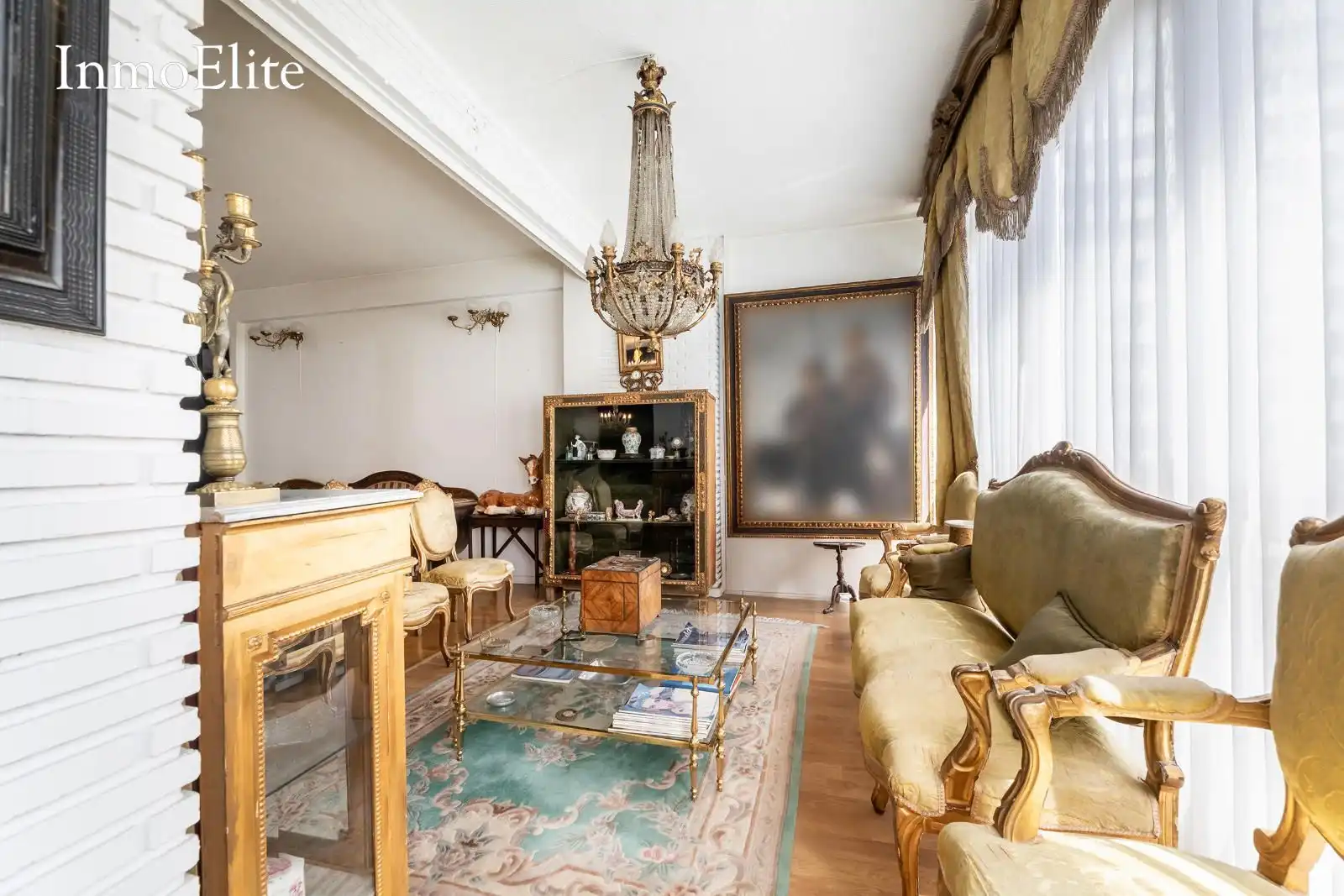 Sala d'estar de Pis en venda en  Madrid Capital amb Aire condicionat, Calefacció i Parquet