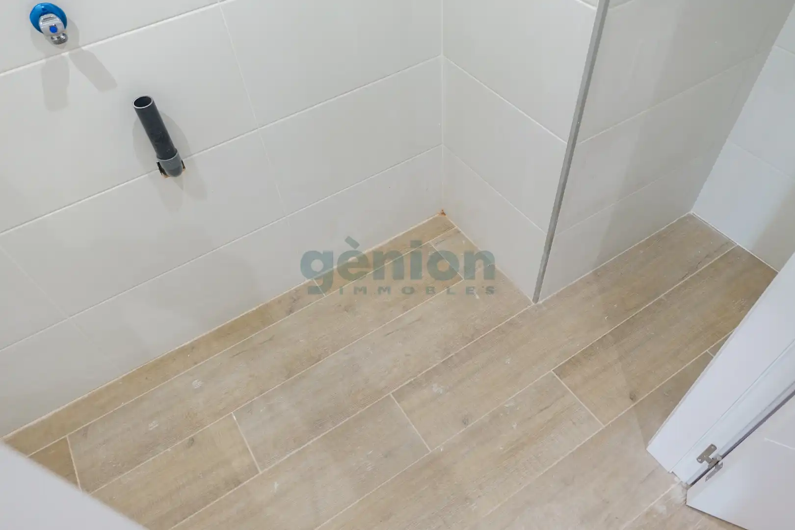 Baño de Piso en venta en Girona con Aire acondicionado y Calefacción