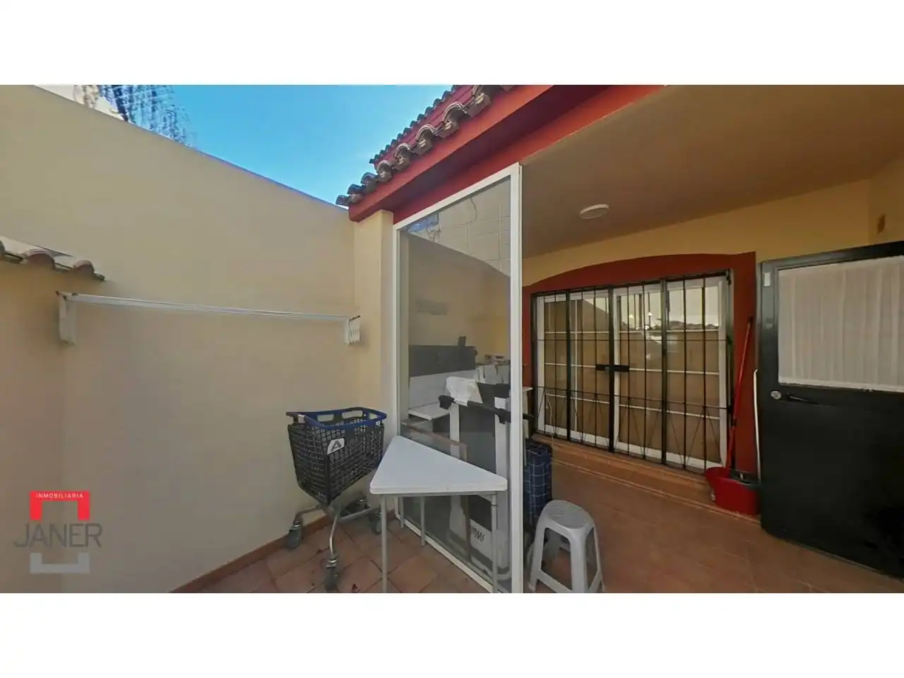 Exterior view of Houses for sale in Tomares  with Air Conditioner, Heating and Private garden