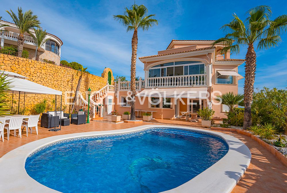 Exterior view of House or chalet for sale in El Campello  with Air Conditioner, Heating and Private garden