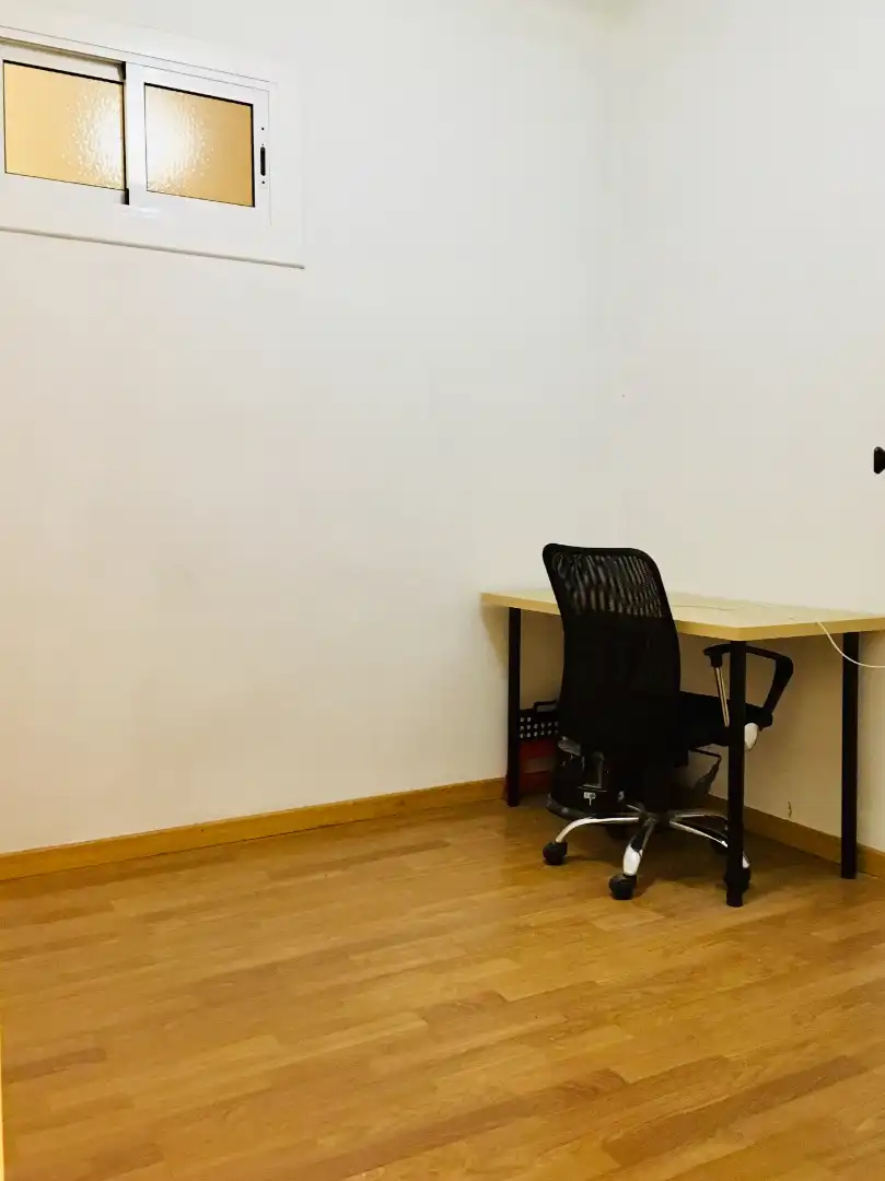 Piso en venta en Corbera de Llobregat con Calefacción, Parquet y Trastero