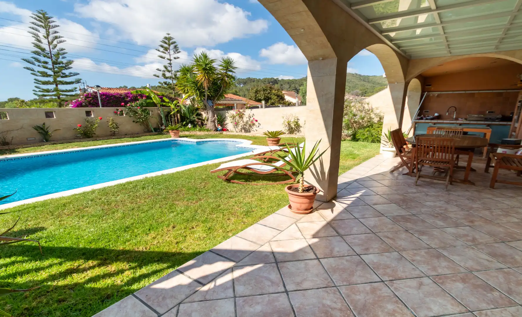 Piscina de Casa o xalet en venda en El Vendrell amb Calefacció, Jardí privat i Terrassa
