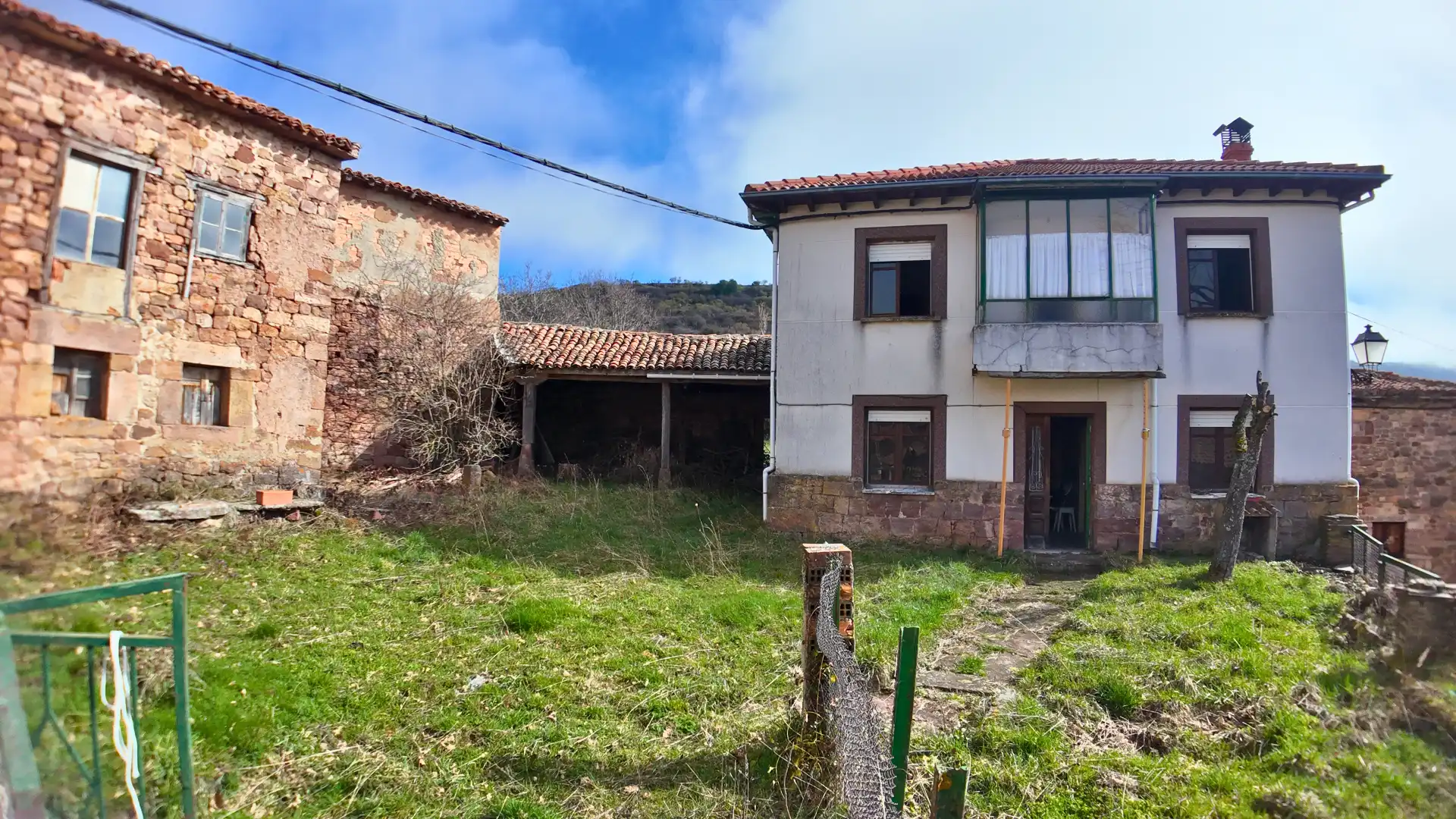 Exterior view of Houses for sale in Brañosera  with Private garden and Furnished