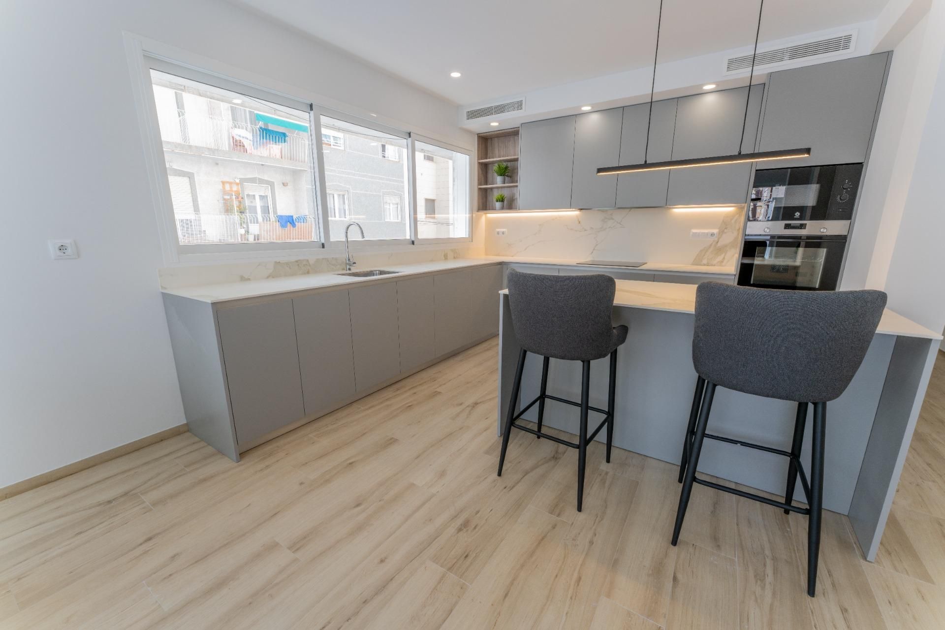 Cocina de Piso en venta en Elche / Elx con Aire acondicionado