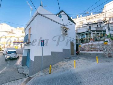 Adosado en venta en Cómpeta