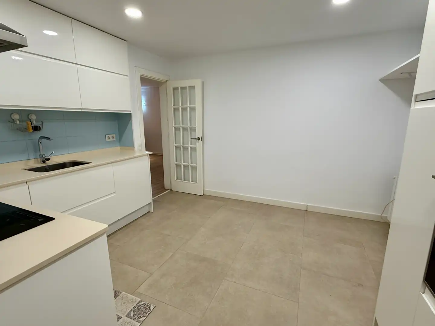 Cuina de Dúplex en venda en Barcelona amb Calefacció, Parquet i Terrassa