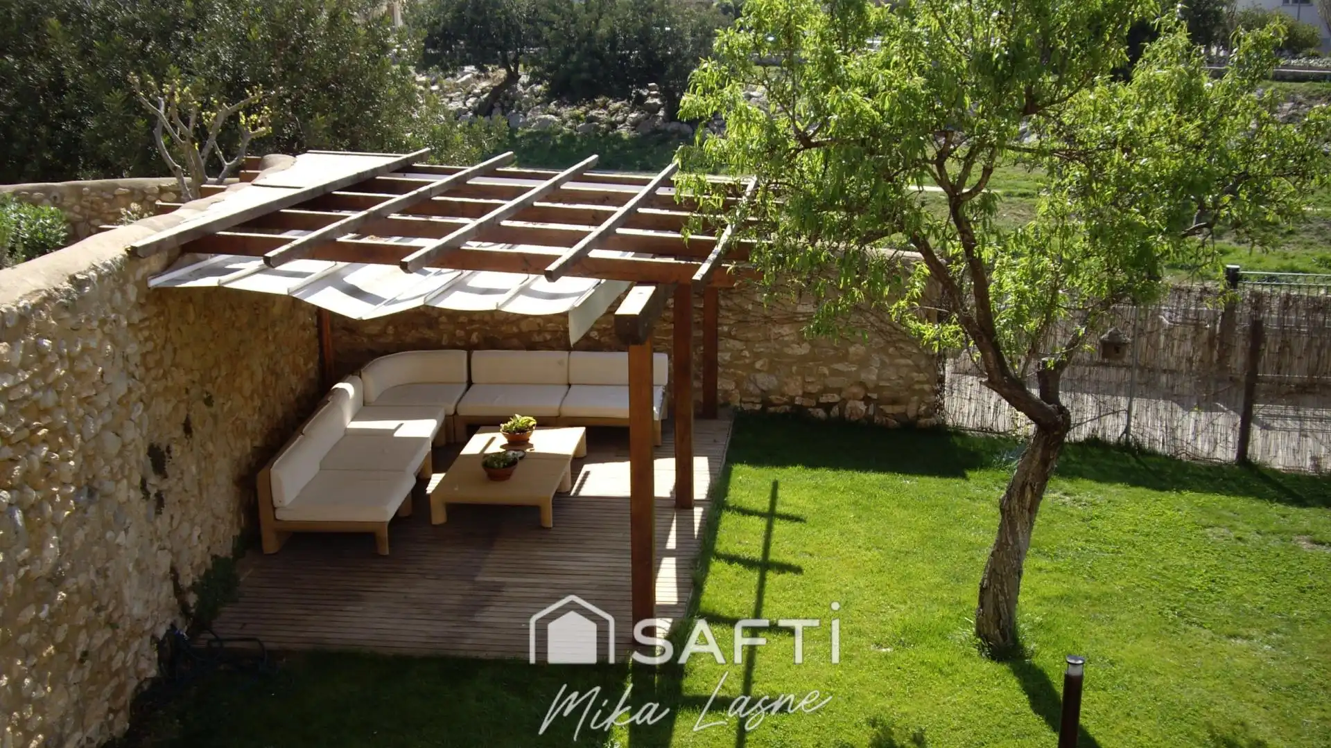 Jardí de Casa o xalet en venda en Sant Pere de Ribes amb Aire condicionat, Terrassa i Piscina