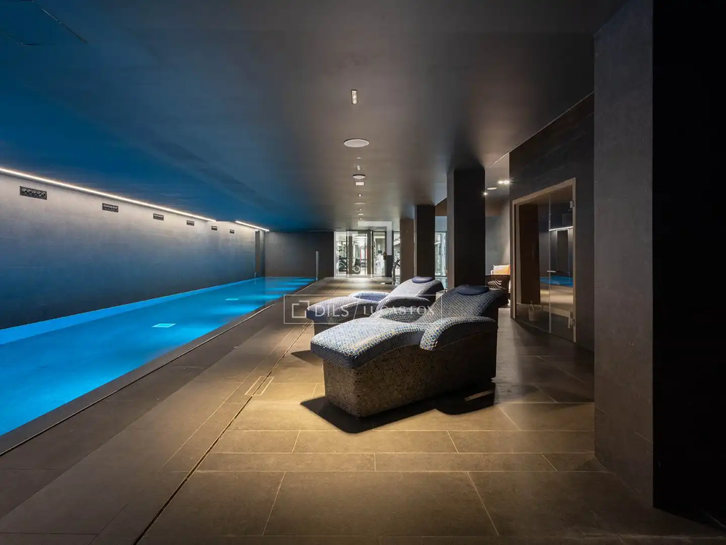 Piscina de Piso en venta en Barcelona con Aire acondicionado, Calefacción y Terraza
