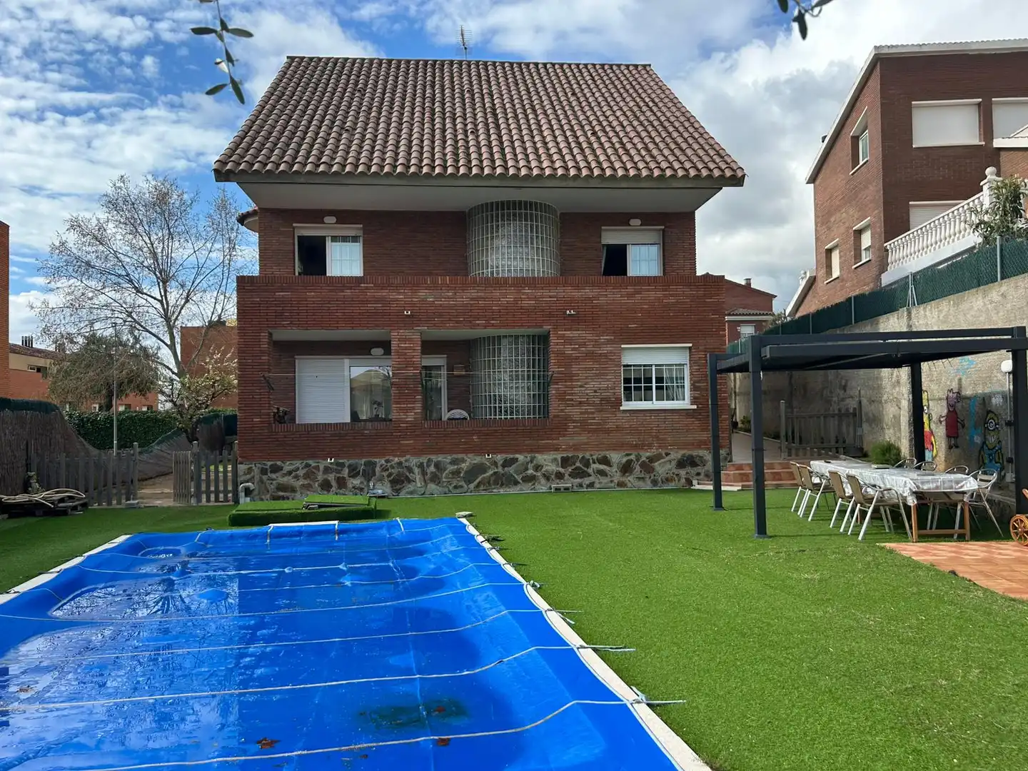 Piscina de Casa o chalet en venta en Viladecans con Calefacción, Jardín privado y Terraza