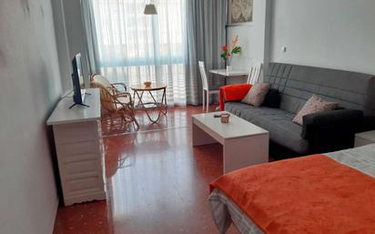 Dormitori de Apartament en venda en Vélez-Málaga amb Aire condicionat i Piscina