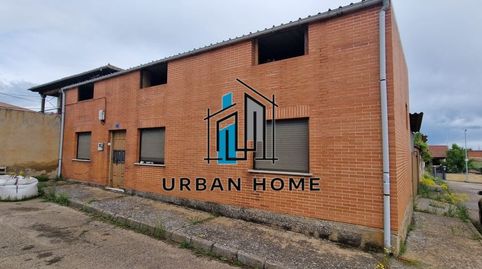 Foto 2 de Casa o chalet en venta en Valdefresno, León