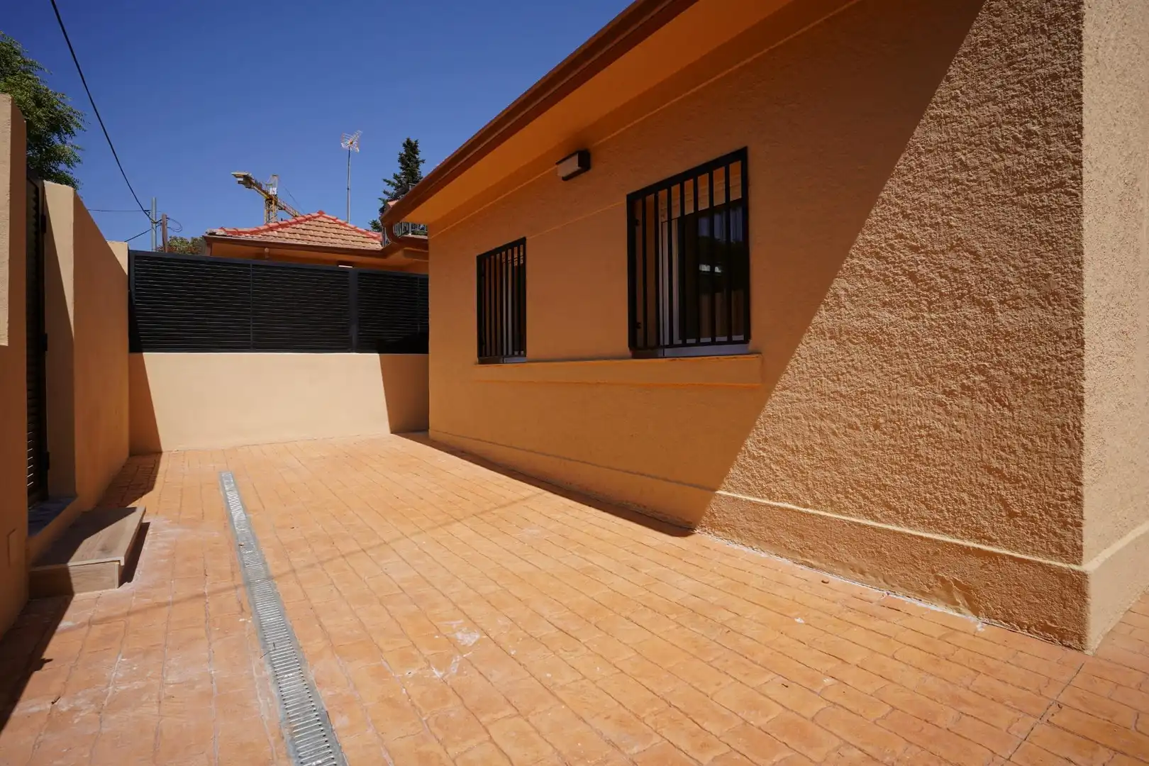 Vista exterior de Casa o xalet de lloguer en Pozuelo de Alarcón amb Calefacció i Terrassa