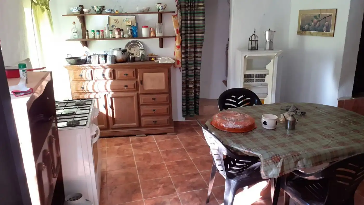 Cuina de Finca rústica en venda en Bayarque amb Traster