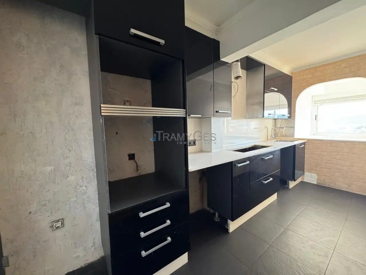 Cocina de Dúplex en venta en Vigo  con Calefacción