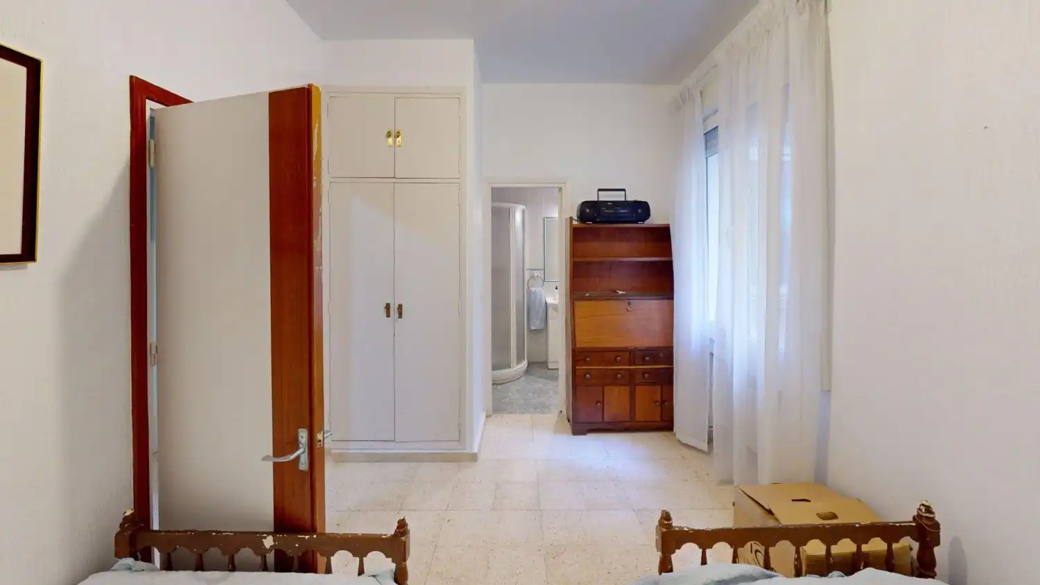 Habitación de Piso en venta en Sevilla con Calefacción, Terraza y Trastero