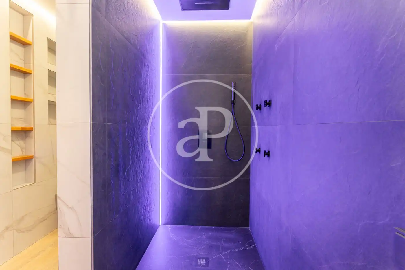 Baño de Piso en venta en Sant Feliu de Llobregat con Aire acondicionado, Calefacción y Amueblado
