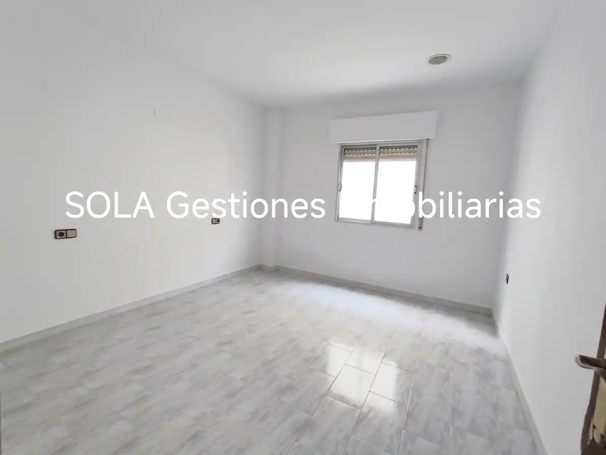 Appartamento con terrazza in vendita a Torreperogil, imagen 6