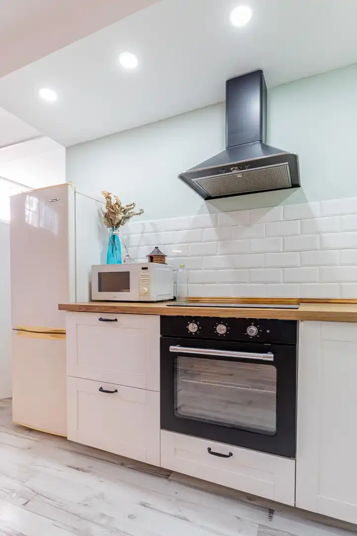 Cocina de Casa o chalet en venta en Madrid con Aire acondicionado, Calefacción y Jardín privado
