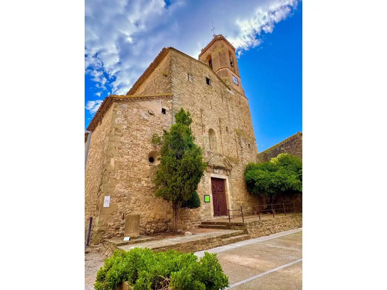Exterior view of Country homes for sale in Colomers, Girona