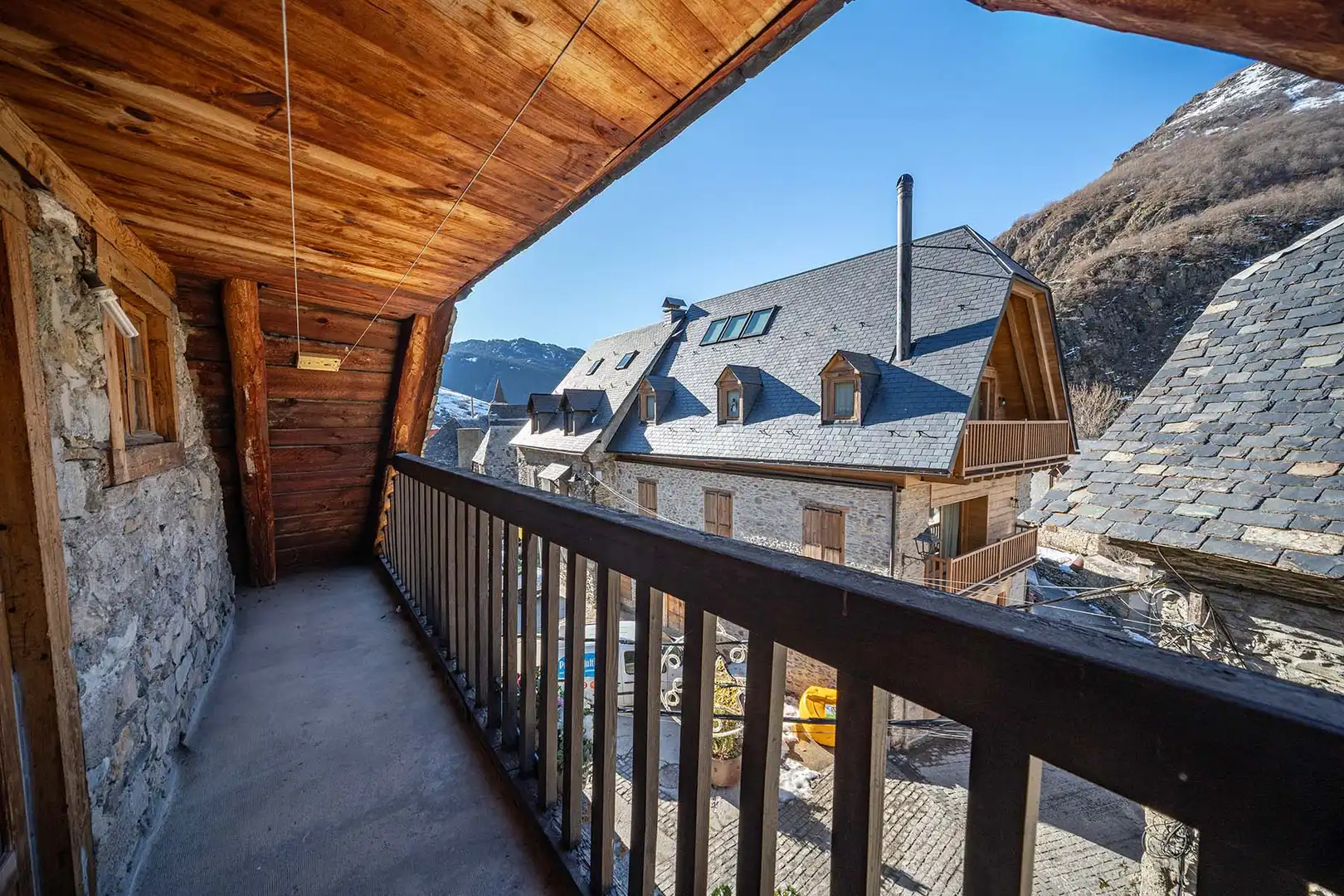 Terrace of Detached homes for sale in Naut Aran  with Heating, Parquet flooring and Furnished