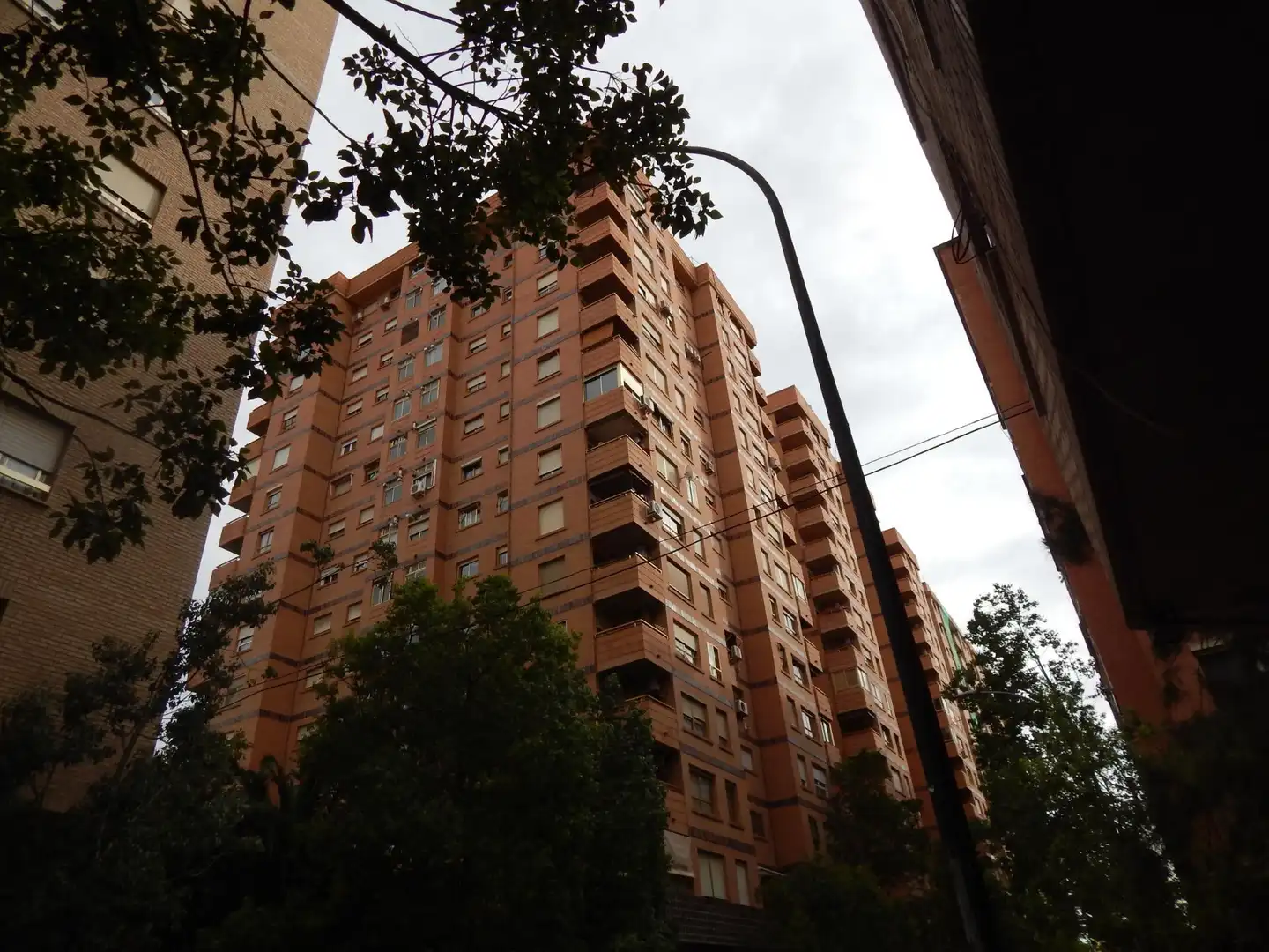 Exterior view of Flat for sale in Valencia  with Air Conditioner and Balcony