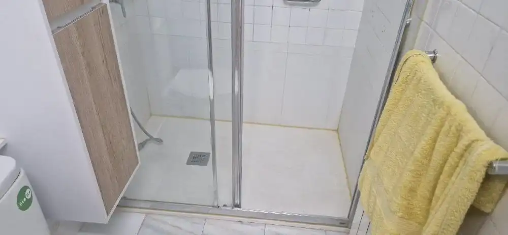 Baño de Casa adosada en venta en Valencia con Aire acondicionado, Calefacción y Terraza
