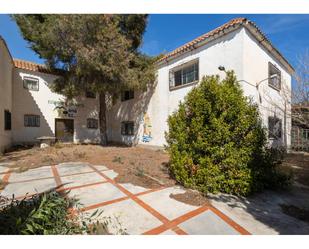 Vista exterior de Casa o xalet en venda en Manises amb Aire condicionat, Calefacció i Jardí privat