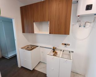 Cuina de Loft de lloguer en  Valencia Capital amb Aire condicionat, Calefacció i Moblat