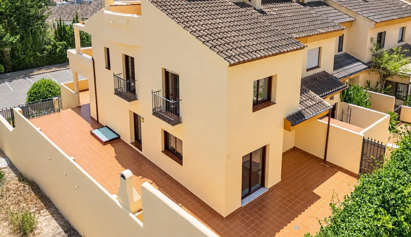 Casa pareada con terraza en venta en Calle Calle Sierra de Istán, imagen 4