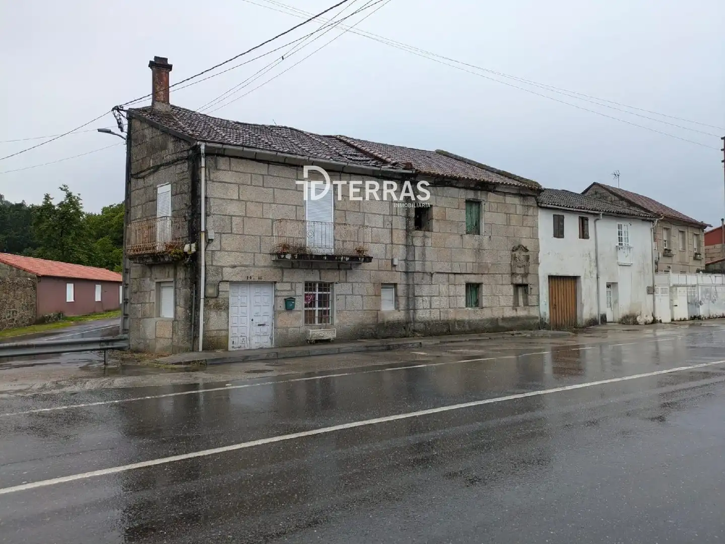 Vista exterior de Casa o xalet en venda en Pontevedra Capital  amb Jardí privat i Terrassa