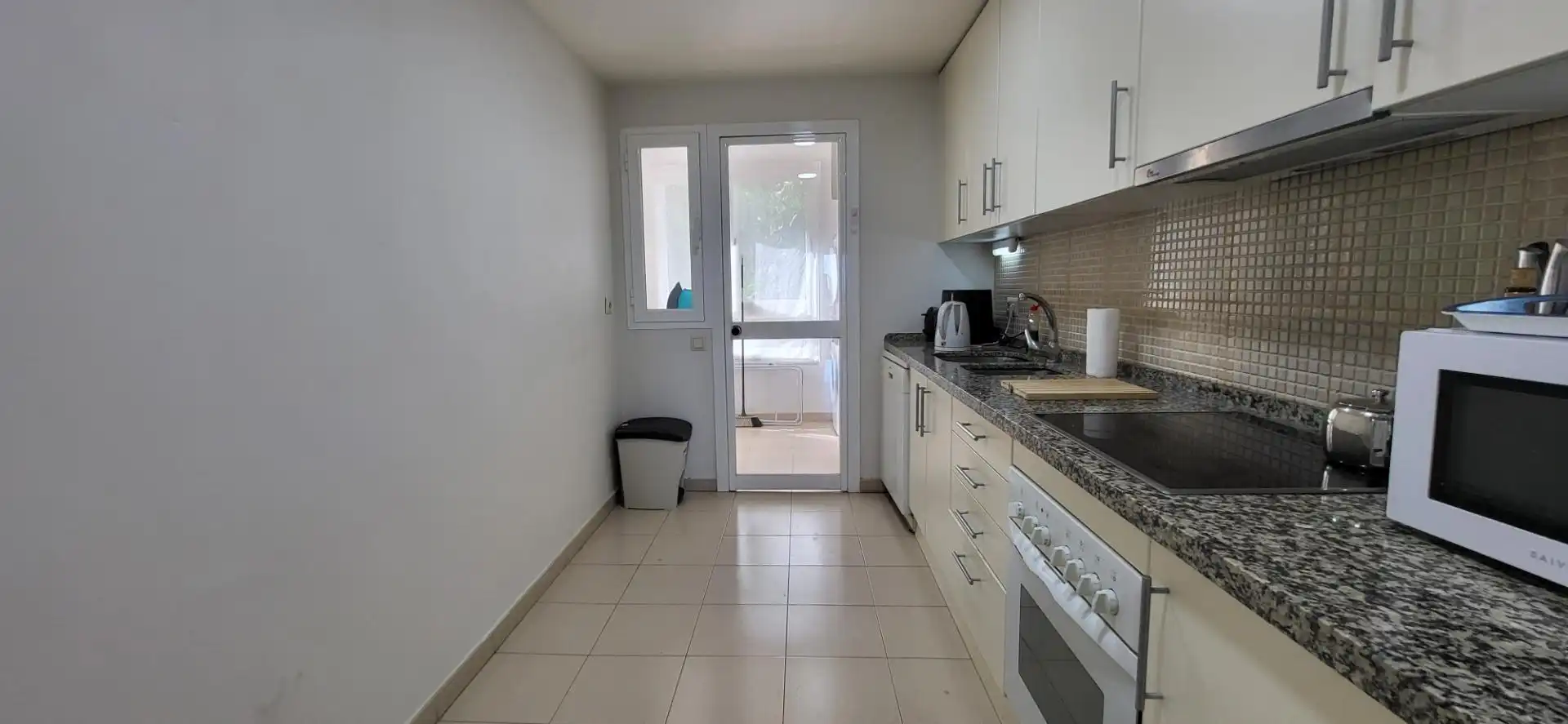Kitchen of Apartments for rent in Benahavís  with Air Conditioner, Heating and Private garden
