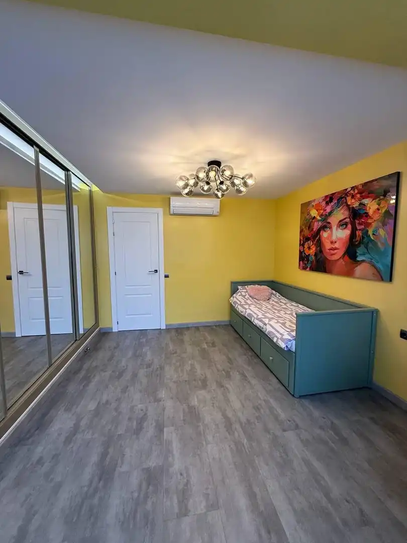 Schlafzimmer von Maisonette zum Verkauf in Benidorm mit Privatgarten, Terrasse und Möbliert