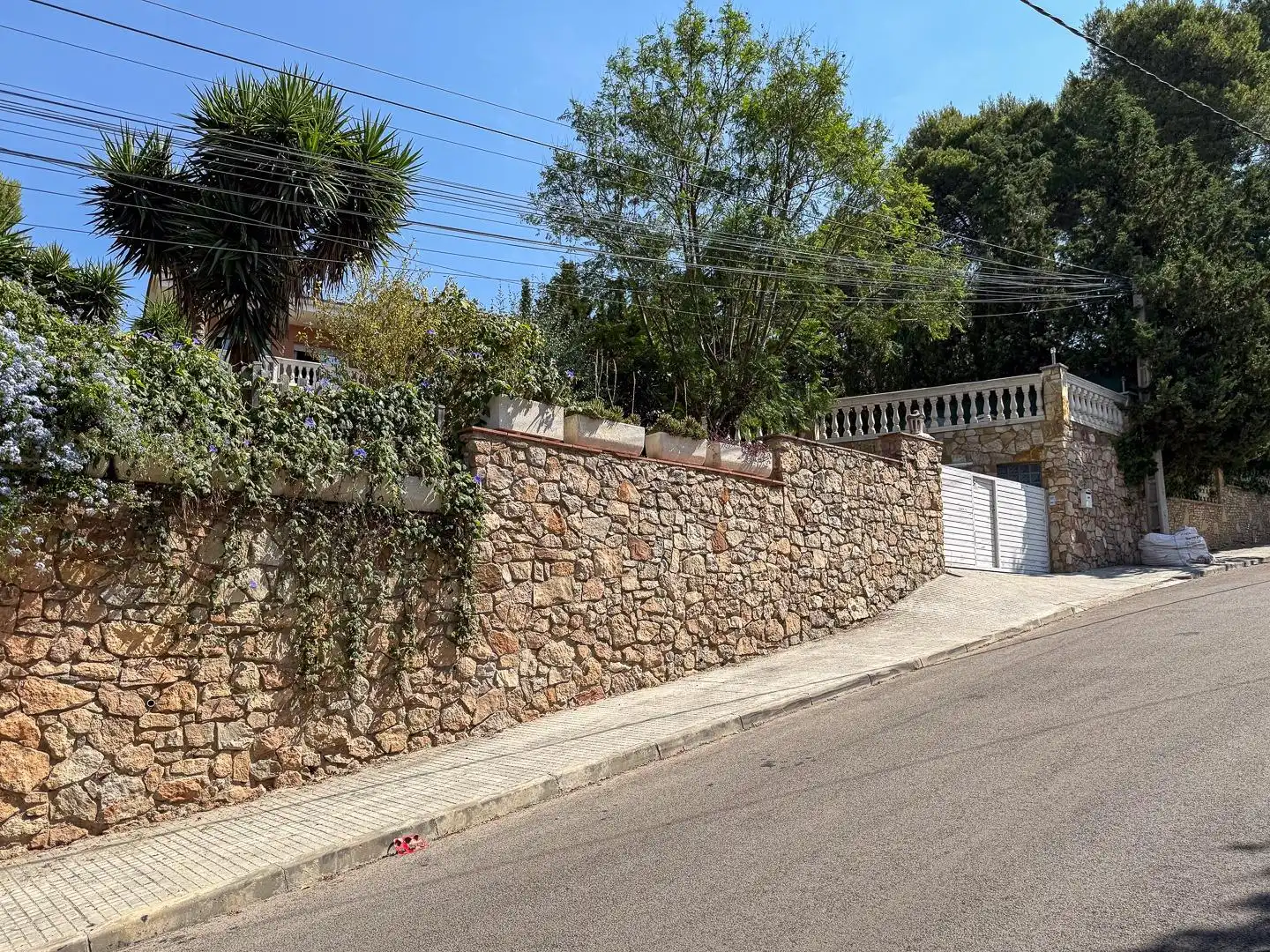 Vista exterior de Casa o chalet en venta en Vallirana con Calefacción, Jardín privado y Terraza
