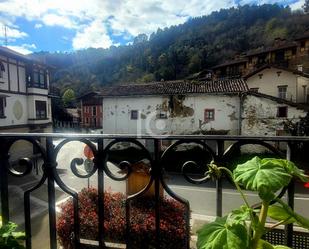 Vista exterior de Pis en venda en Barakaldo  amb Calefacció i Balcó