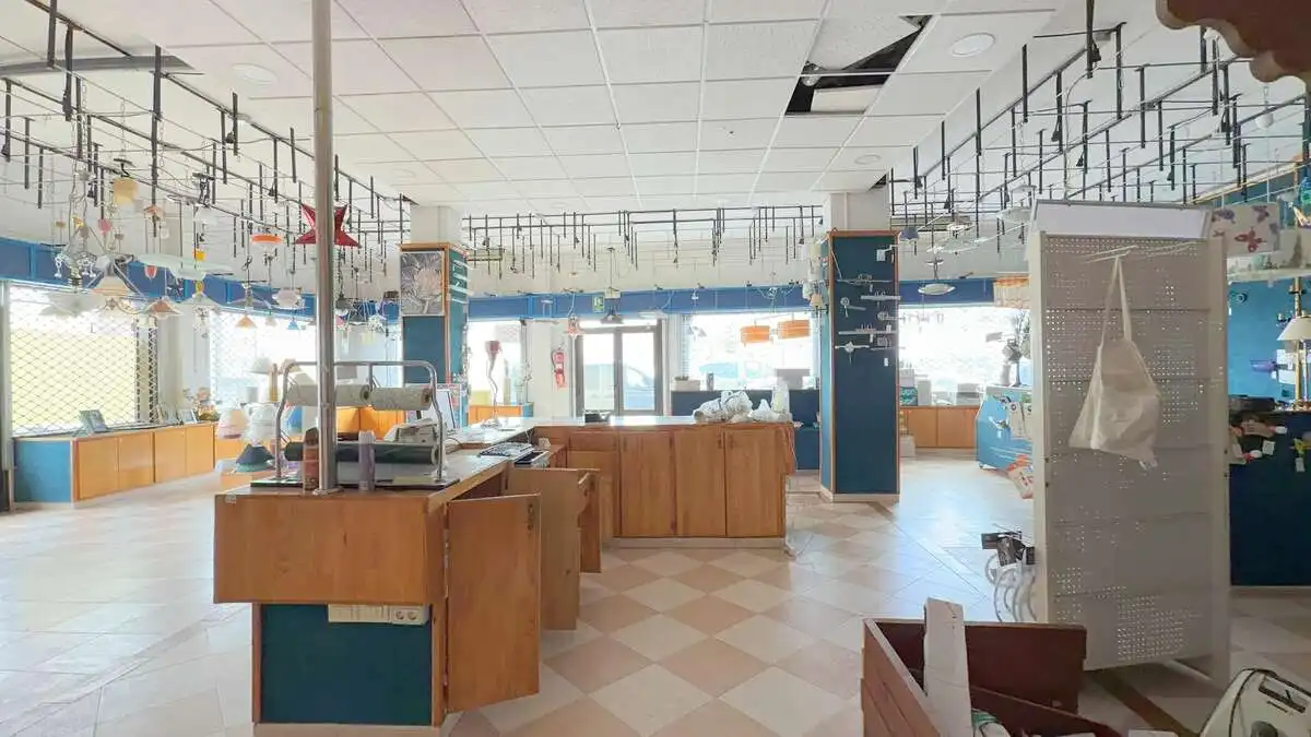 Commercial properties for sale in Arrecife  with Furnished